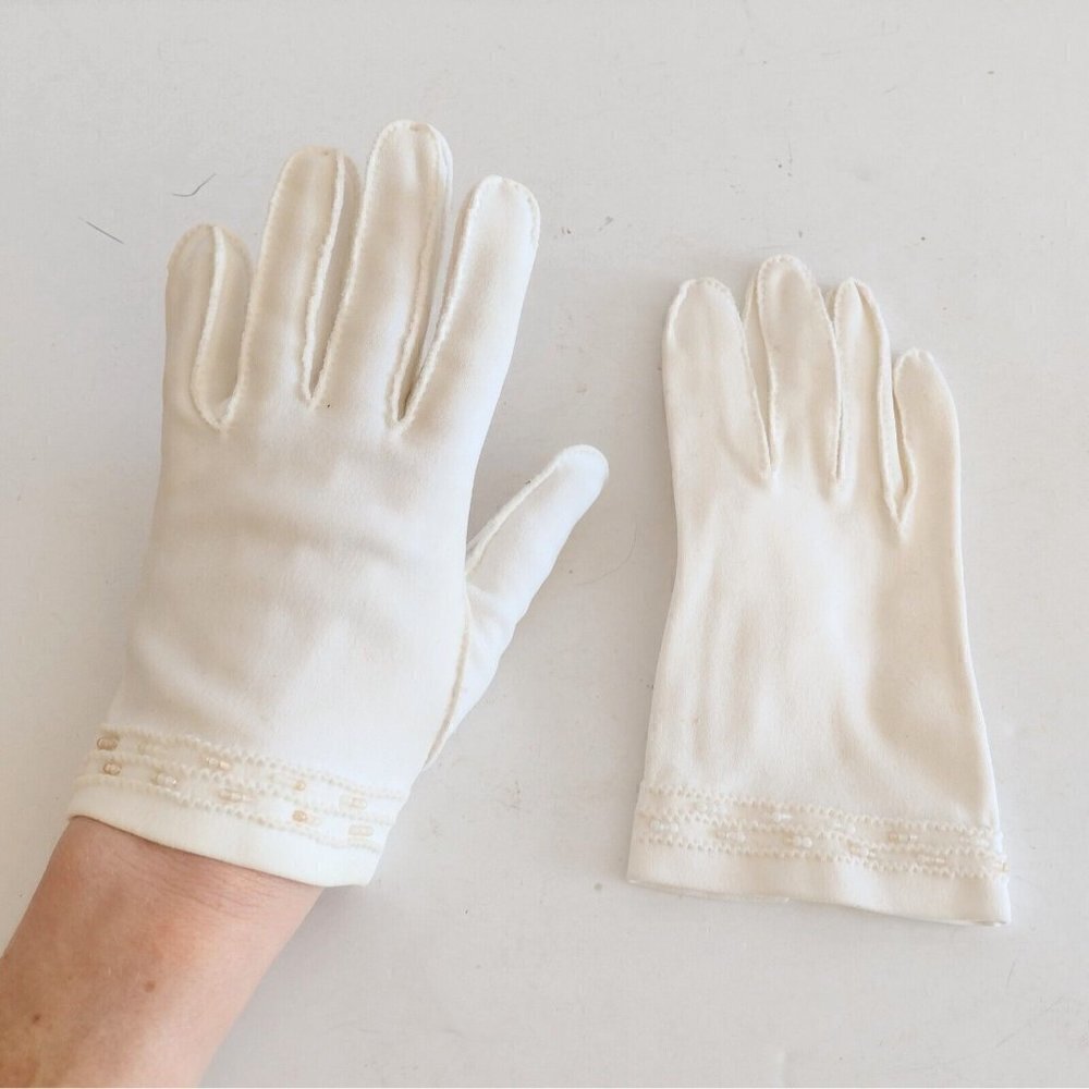 Vintage White Fashion Gloves Beaded Trim Womens One Size